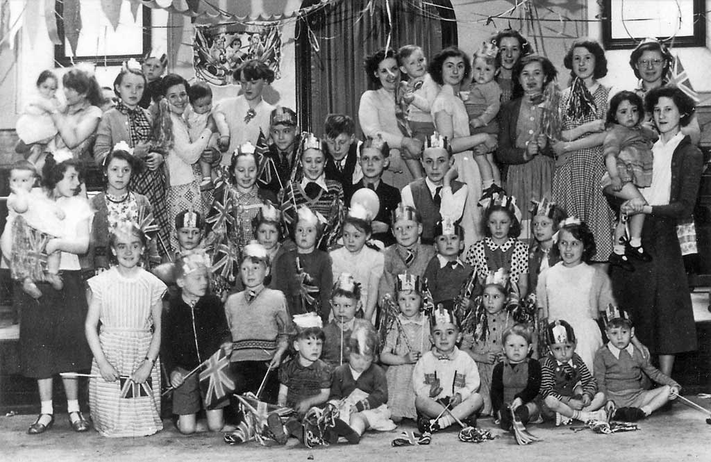 Coronation Party -  Dumbiedykes Road, The Balconies  -  1953