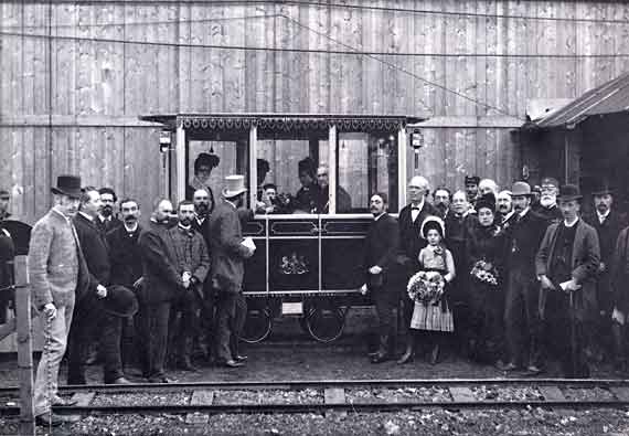 Mr & Mrs Gladstone in Mr Binko's Electric Railway