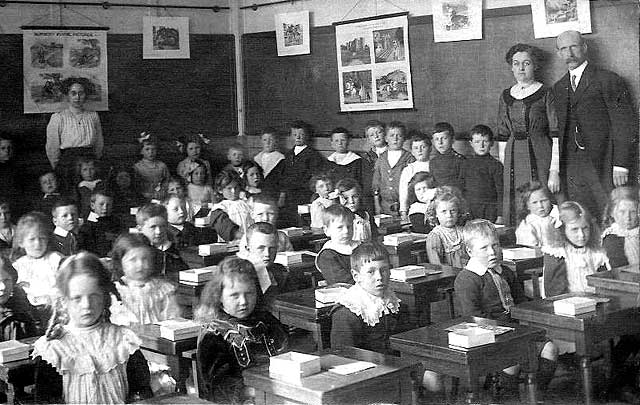 Hermitage Class Primary School, around 1940