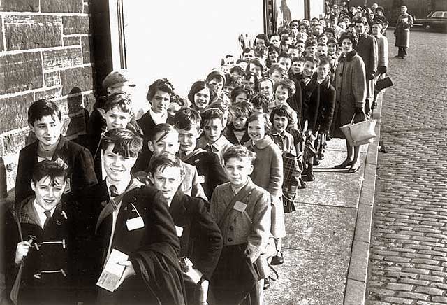 Pupils from Leith Walk Primary school queue up at Abbeyhill station in 1961 to catch the TV Excursion Train around Central Scotland.