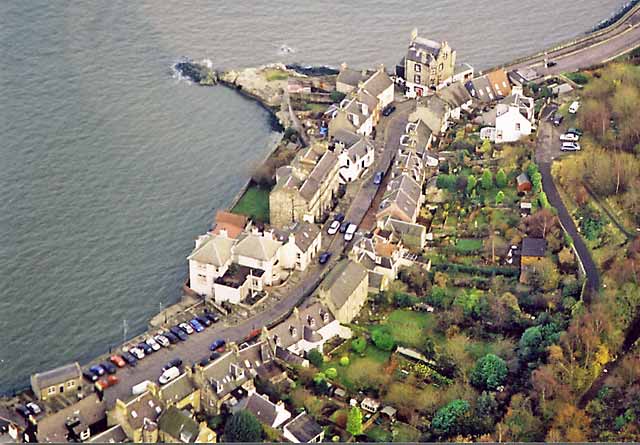 Photograph taken from a helicopter  -  looking down on High Street, South Queensferry  -  6 December 2003