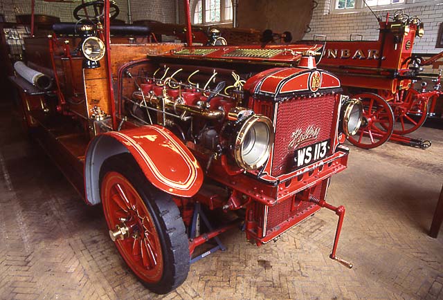 An old Leith Halley fire engine in the museum at Lauriston Place Fire Station  -  26 July 1994