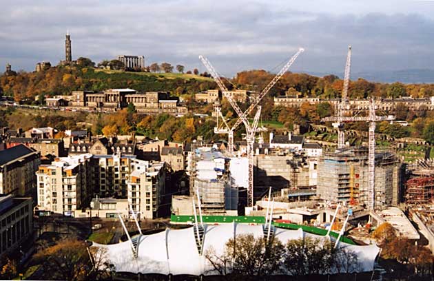 Photograph by Peter Stubbs  -  Edinburgh  -  November 2002  -  View to the north from Queen's Park  -  looking towards Calton Hill