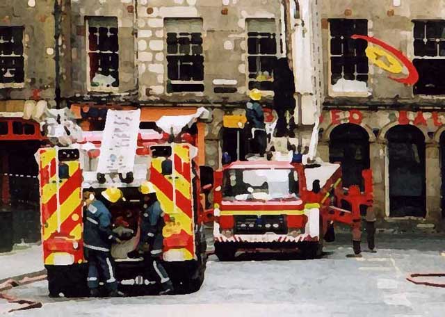 Photograph by Peter Stubbs  -  Edinburgh  -  December 2002  -  Fire in the Old Town of Edinburgh  -  The Gilded Balloon, Cowgate