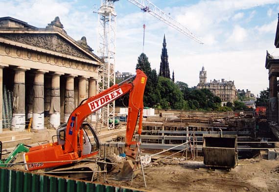 National Galleries of Scotland  -  Excavation work for the Playfair Project  20 August 2002