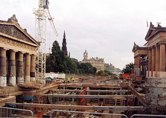 The National Galleries  -  Excavation for the Playfair Project  -  18 September 2002