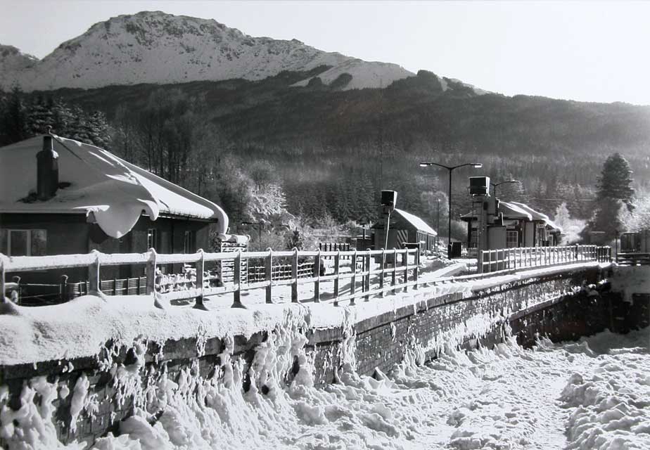 Scottish Railway Stations  -  Crianlarich  -  Dec 2000