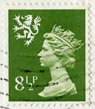Queen Elizabeth II  -  Scottish stamp  -  8.5p
