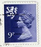 Queen Elizabeth II  -  Scottish stamp  -  9p