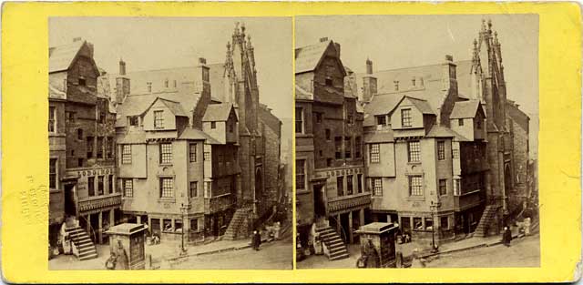 Stereo view from Lennie  -  John Knox House in the Royal Mile, Edinburgh