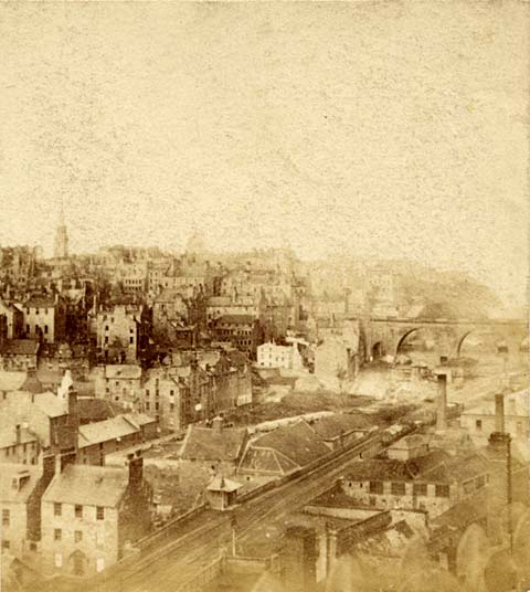 Stereo View by McGlashon  -  Edinburgh Old Town from the Burns Monument  -  Looking over the railway at Waverley towards Edinburgh Castle.
