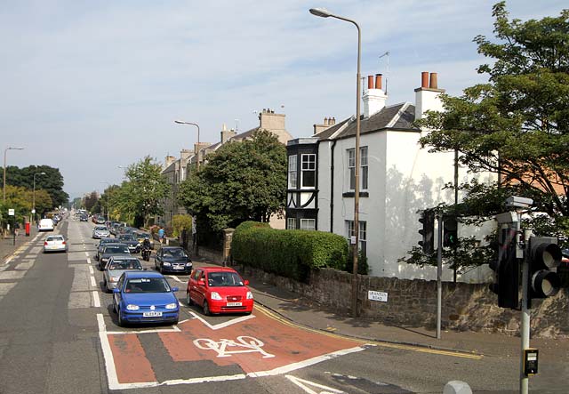 Looking down Granton Road from Ferry Road  -  September 2010