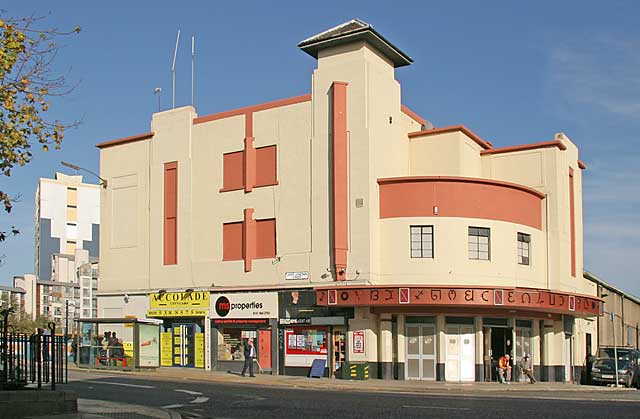 The former State Cinema at Great Junction Street, Leith  - 2005