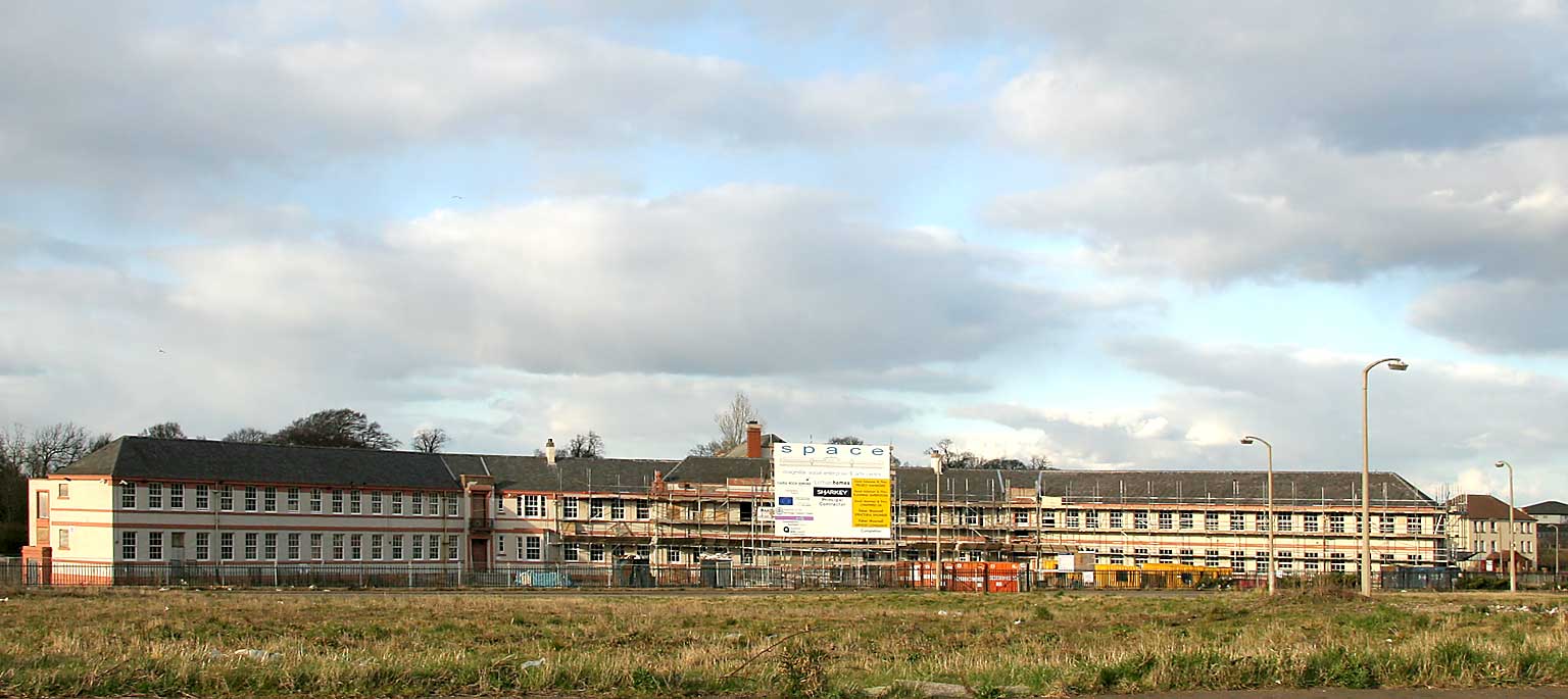 The former Crigmailar Primary School, Harewood Road, Craigmillar  -  Photographed March 2006