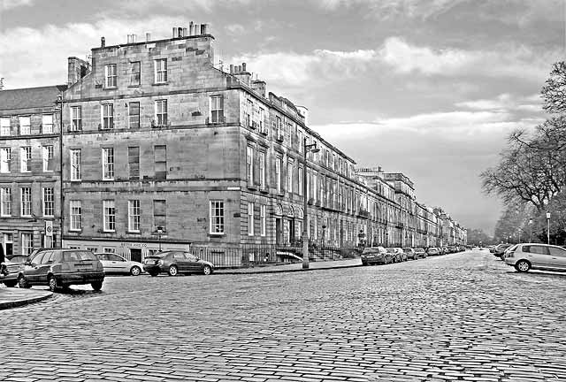 View to the east along Heriot Row from India Street  -  December 2007