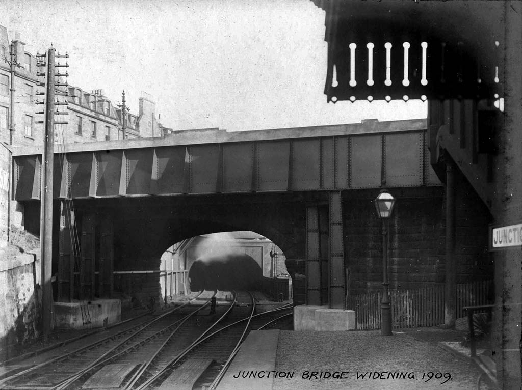 Junction Road Station -  1909