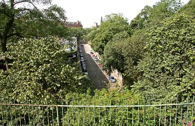 Looking down on King's Stables Road from King's Bridge  -  August 2007