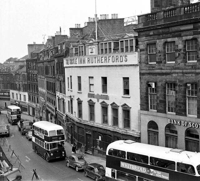 Leith Street - Traffic in the snow, 1956