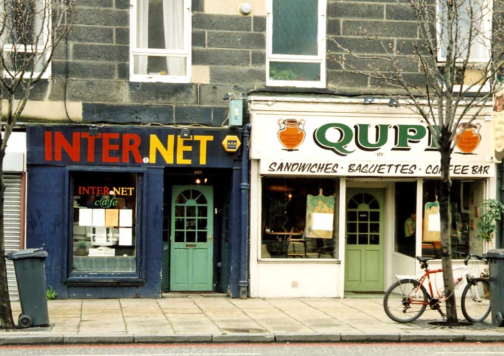 Edinburgh Shops  -  169+171 Leith Walk  -  2005