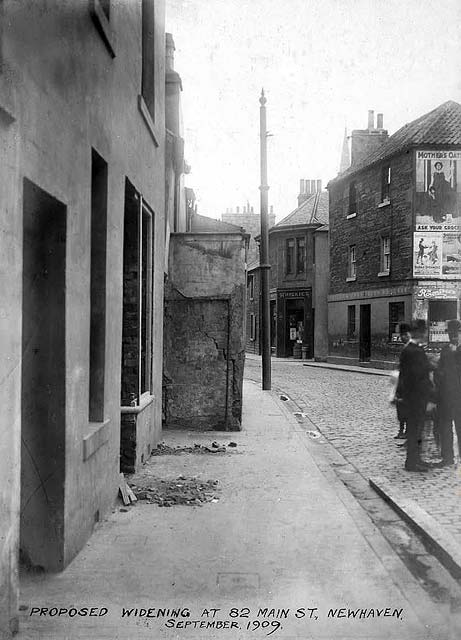 Looking west along East Trinity Road towards Laverockbank Road  -  June 1909  -  Road proposed to be widened.