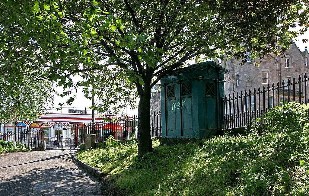 Police Box near the foot of Market Street, at the SE corner of Princes Street Gardens  -  2008
