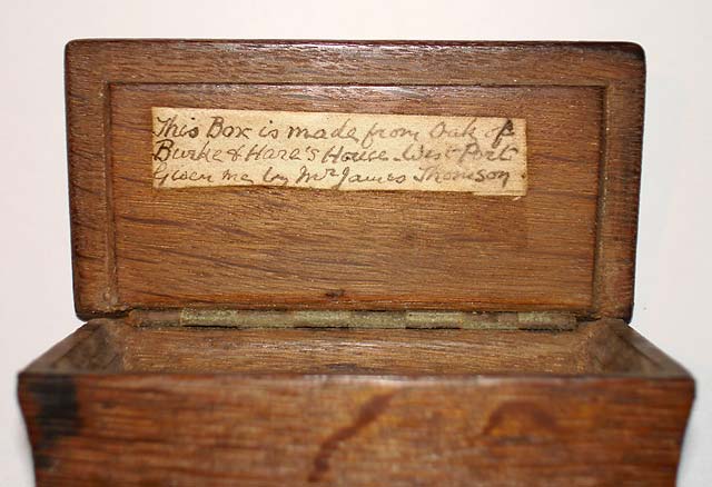 Snuff box reputed to have been made from oak from Burke & Hare's house in Tanner's Close