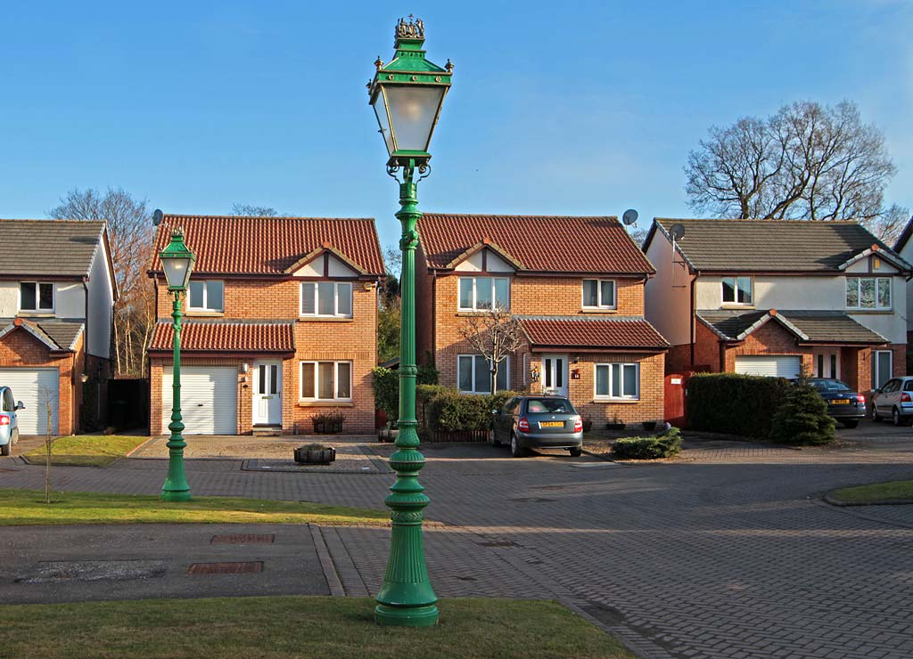 Ceremonial Lamp Posts outside the home of Edinburgh's Lord Provost at 10 Wellhead Close, South Queensferry, 2011