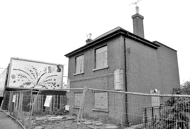 House in West Granton Road, awaiting demolition